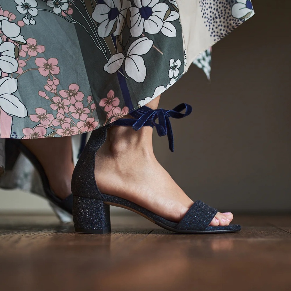 moon d’elle - Spirale Heels in Dark Stella - Picture 2 of 10